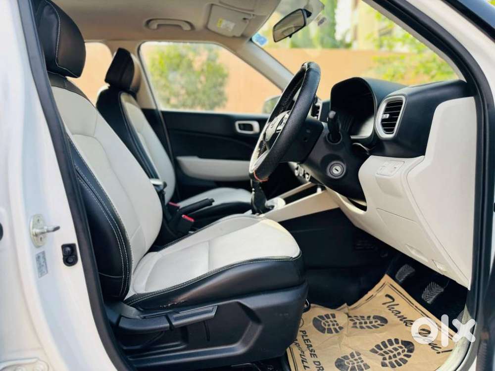 Hyundai Venue 1.2 S (o), 2023, Petrol