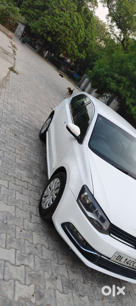 Volkswagen Polo Petrol Comfortline 1.2l, 2015, Petrol