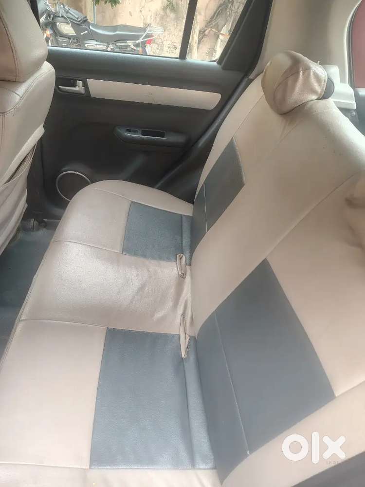 Maruti Suzuki Swift 2012