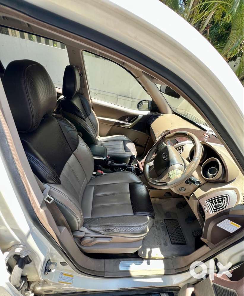 Mahindra Xuv500 2012