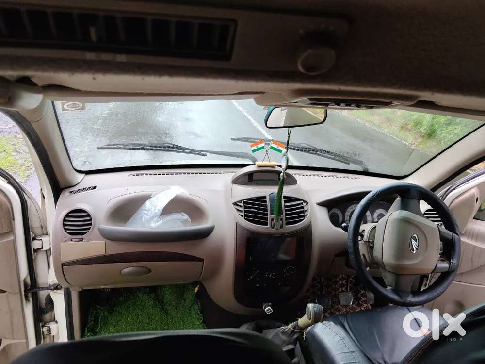 Mahindra Xylo 2.5 E8 2011