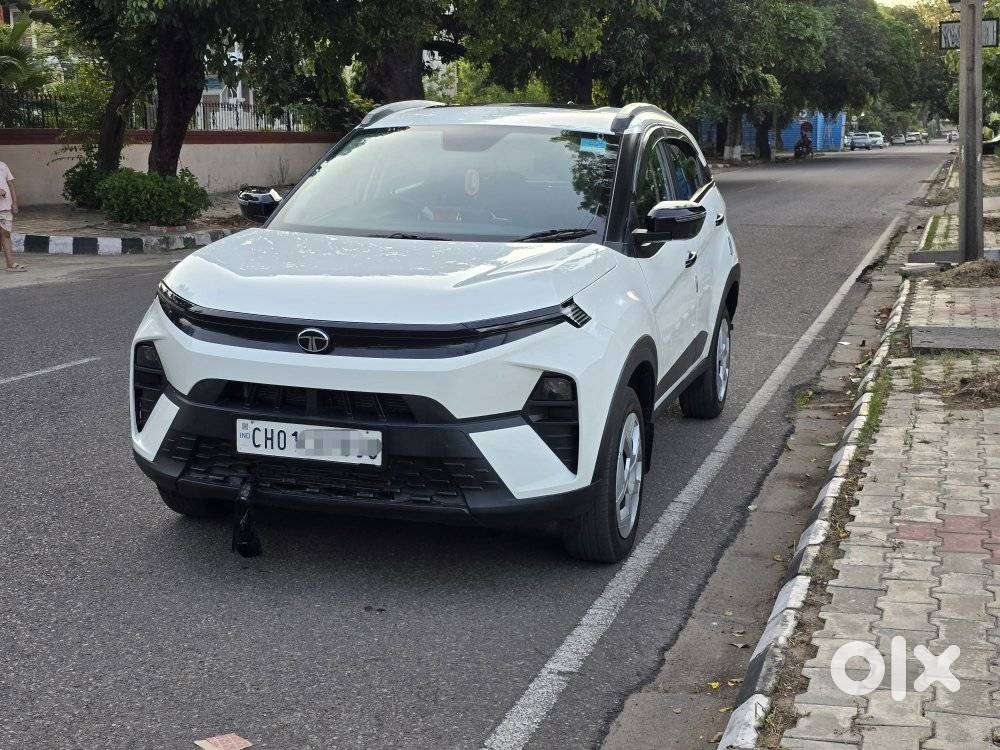 Tata Nexon Pure 1.2 Revotron Petrol 6 Mt, 2024, Petrol