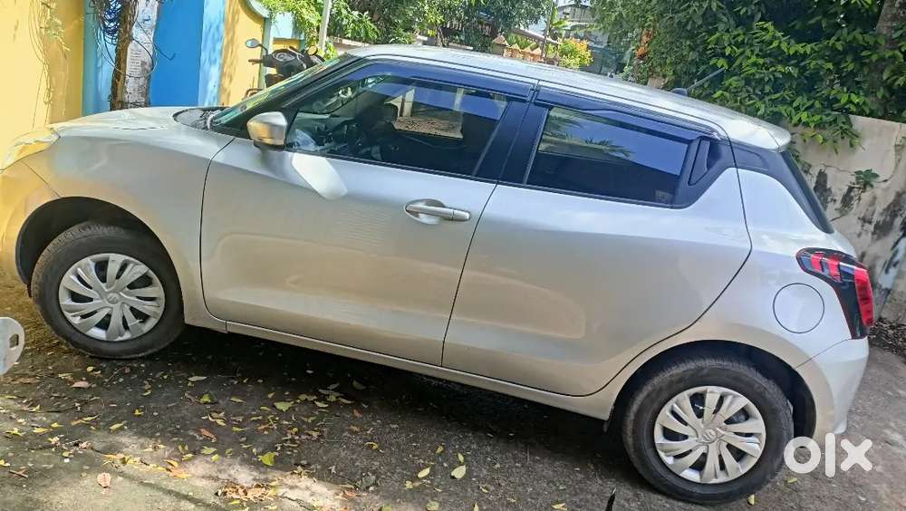 Maruti Swift 1.2 Vxi 2024