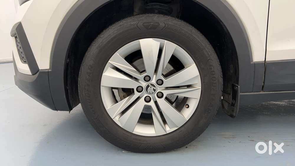 Skoda Kushaq Ambition 1.0l Tsi Mt, 2021, Petrol
