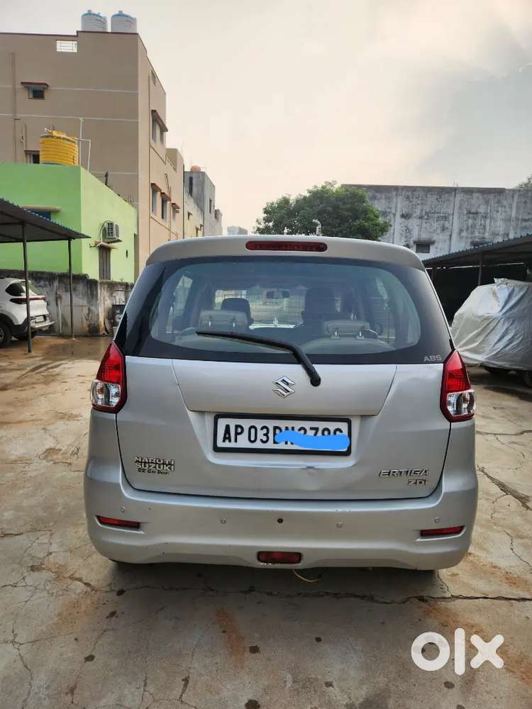 Maruti Suzuki Ertiga 2015 Diesel 138000 Km Driven
