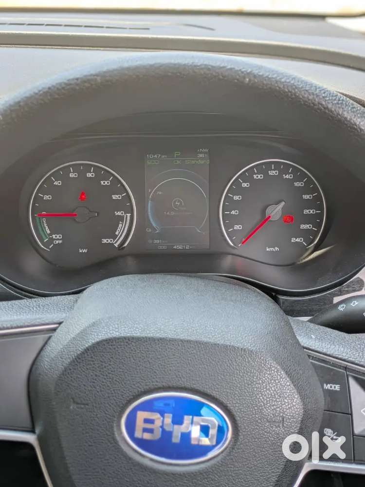 Byd E6 Electric 2023 Variant