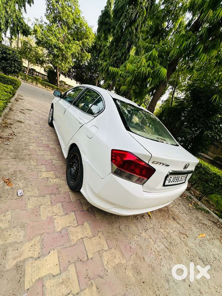Honda City Petrol+cng 2011