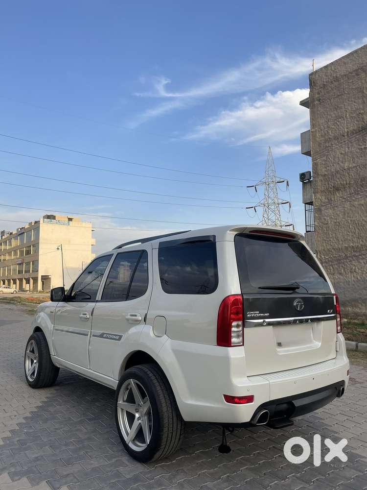 Tata Safari Storme [2015-2019] 2.2 Ex 4x2, 2016, Diesel