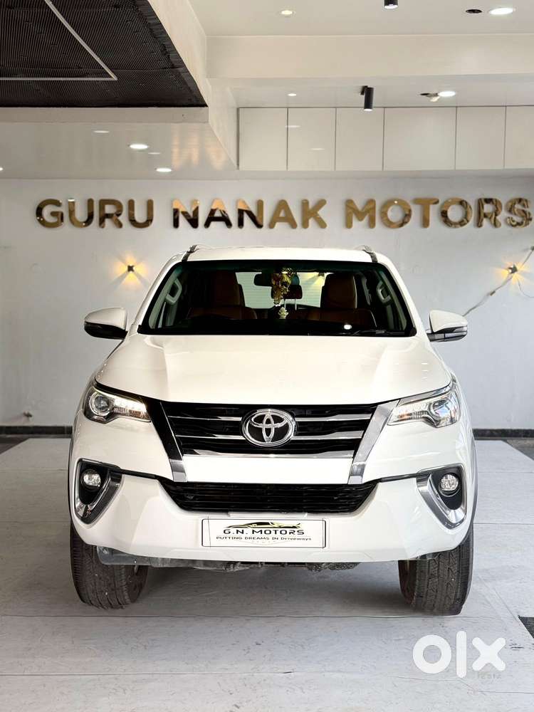 Toyota Fortuner 4x2 At 2.8 Diesel, 2019, Diesel