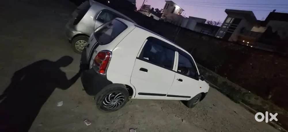 Maruti Suzuki Alto 2010 And Maruti 800 2013 Model