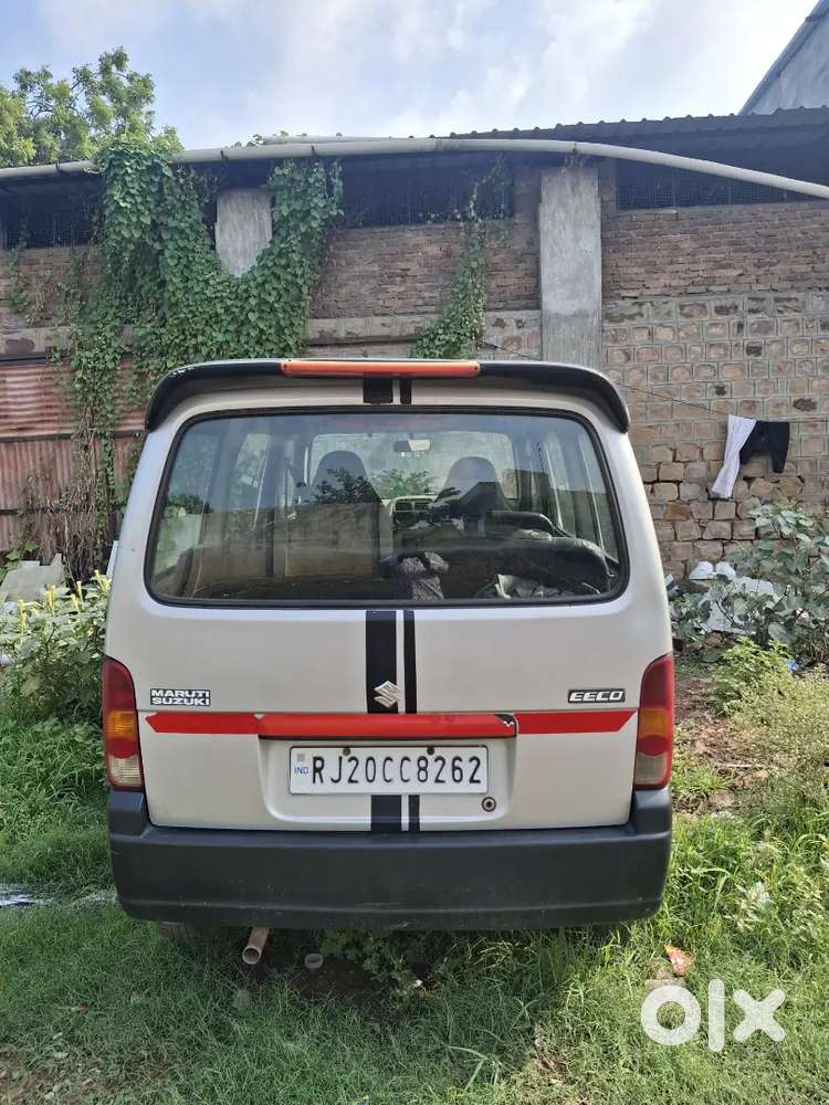 Maruti Suzuki Eeco Smiles 16km 2013