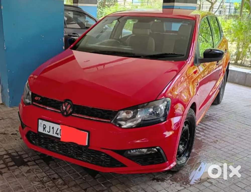 Volkswagen Polo 2011 Petrol 102000 Km Driven