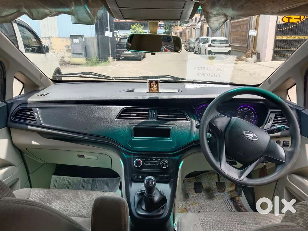 Mahindra Marazzo M6 8str, 2020, Diesel