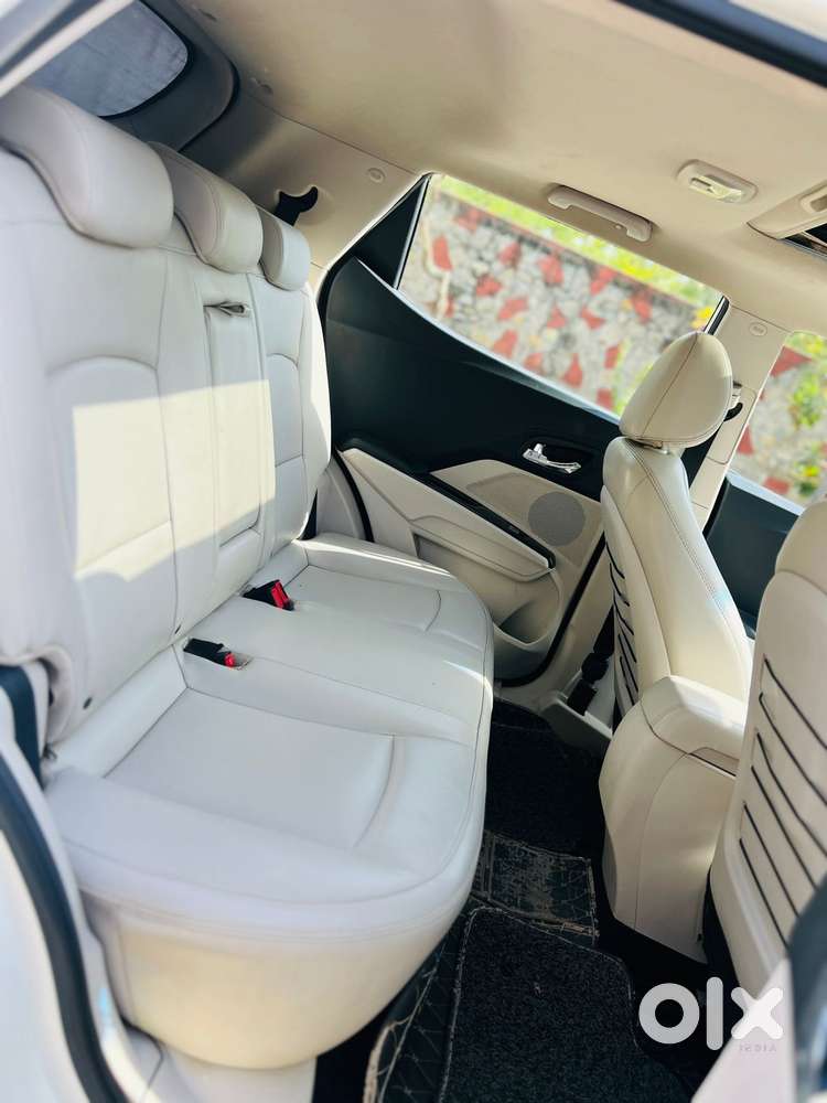 Mahindra Xuv300 W8 Option, 2021, Petrol