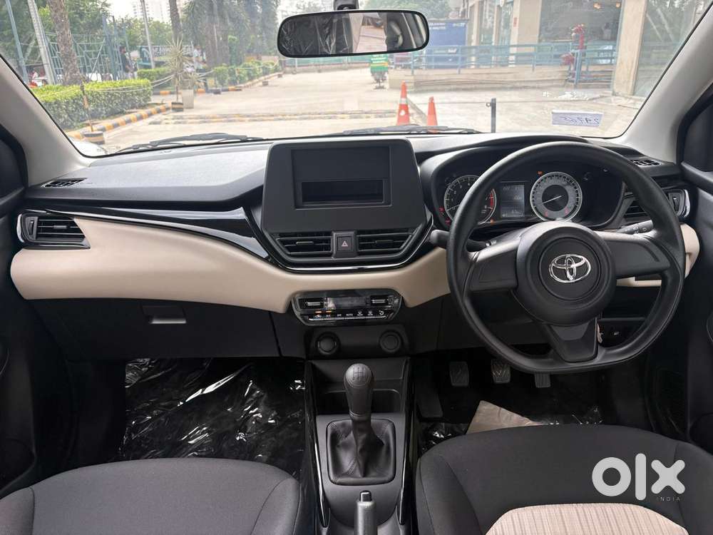 Toyota Glanza 1.2 E, 2025, Petrol