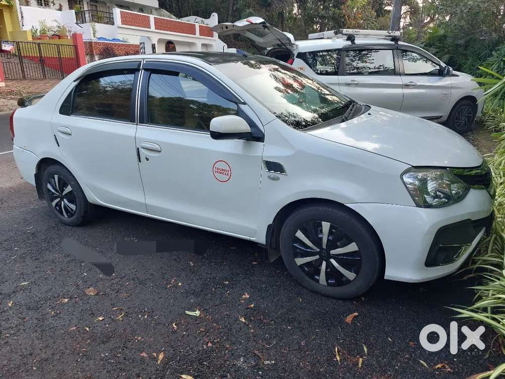 Toyota Etios 2015 Petrol 400000 Km Driven