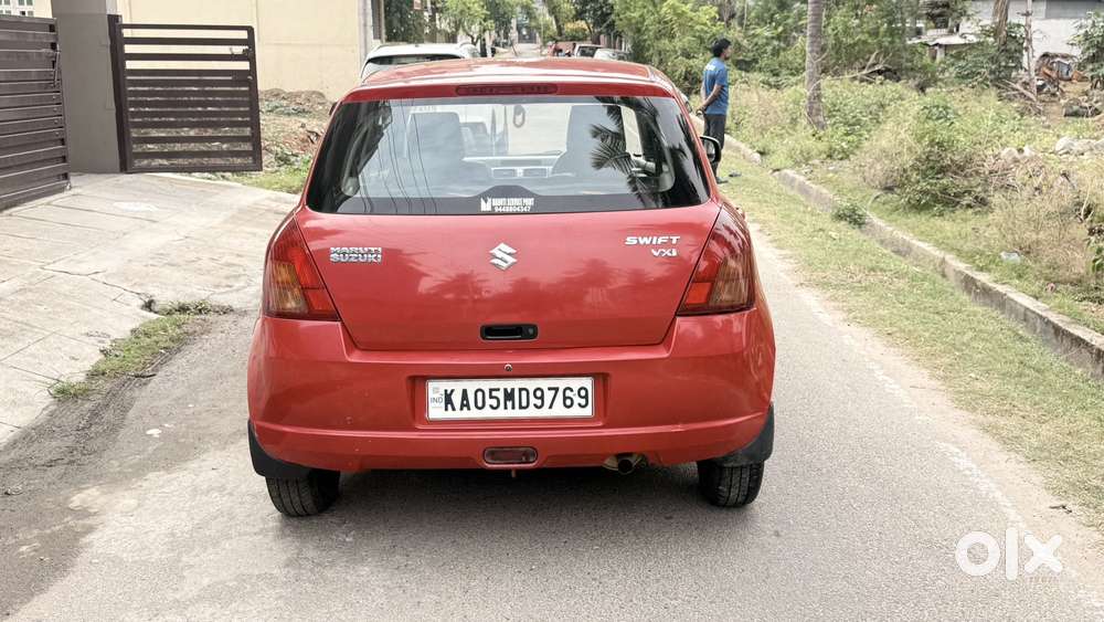 Maruti Suzuki Swift Vxi Optional, 2006, Petrol