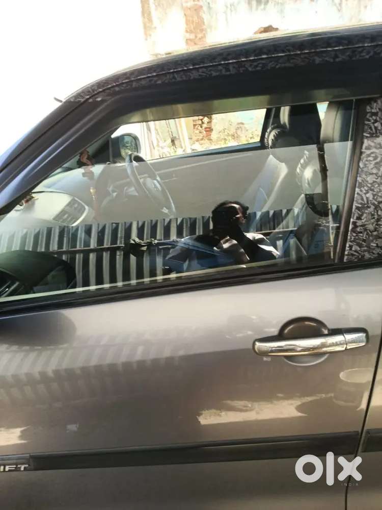 Maruti Suzuki Swift 2013 Diesel 92000 Km Driven