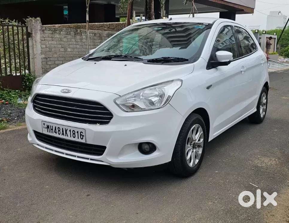Ford Figo Titanium, 2016, Petrol