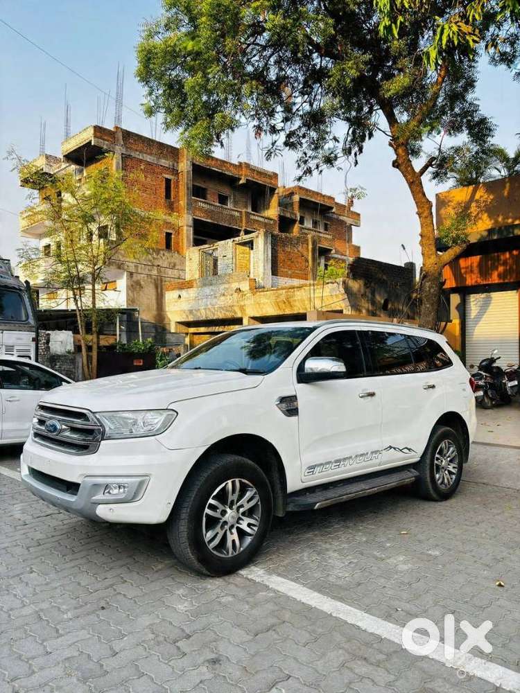 Ford Endeavour 3.2 Titanium 4x4 At, 2017, Diesel