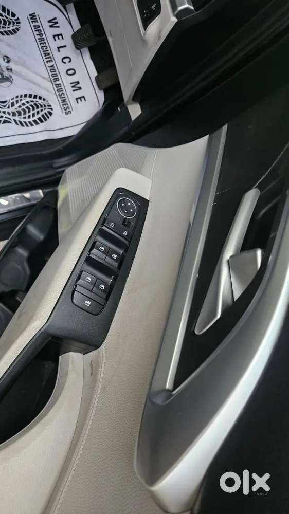 Kia Carens 2022 Petrol Well Maintained