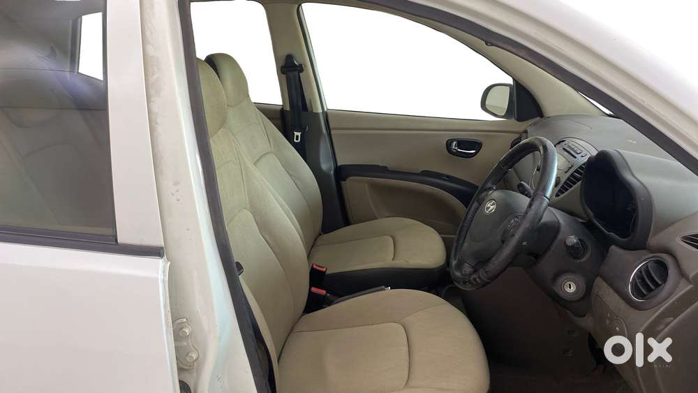 Hyundai I10 Asta Sunroof At, 2012, Petrol