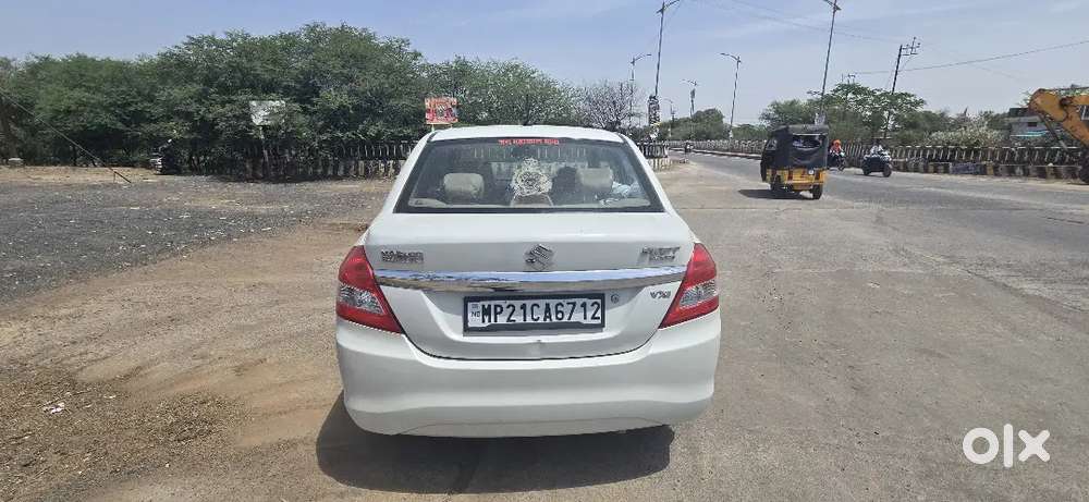 Maruti Suzuki Dzire 2017 Petrol 28800 Km Driven