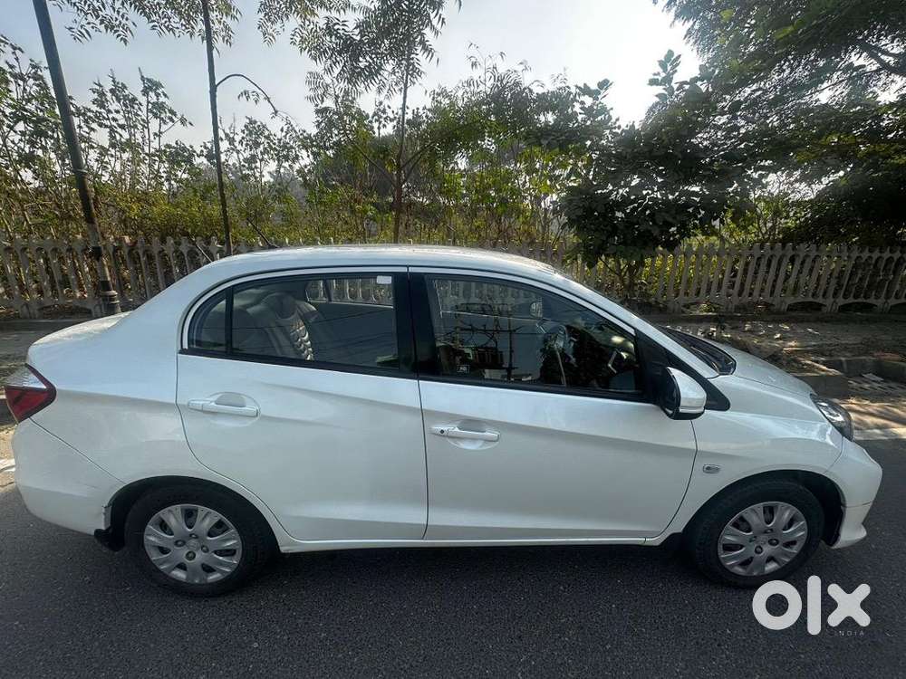 Honda Amaze 2017 Petrol 21,000 Km Driven
