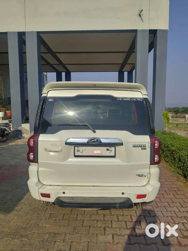 Scorpio S11
