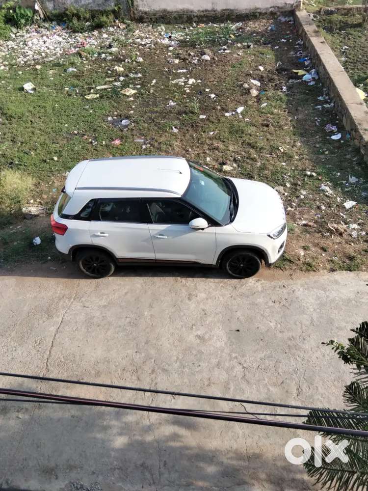 Maruti Suzuki Brezza Zxi 2022 Petrol 18600 Km Driven