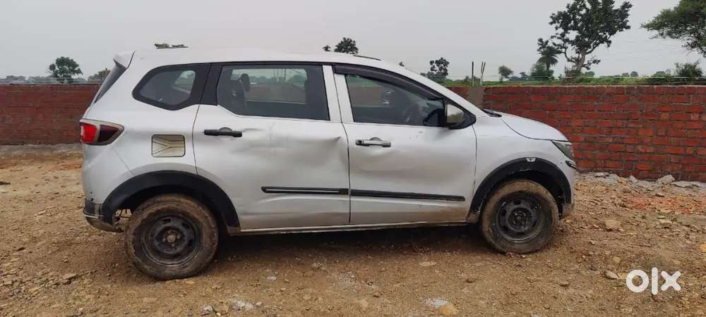 2023 Renault Triber Petrol 1st