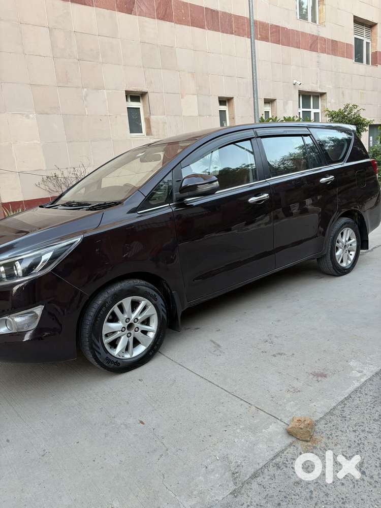 Toyota Innova Crysta 2.4 V 8 Str, 2018, Diesel