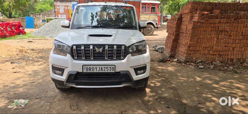 Mahindra Scorpio S11 Classic