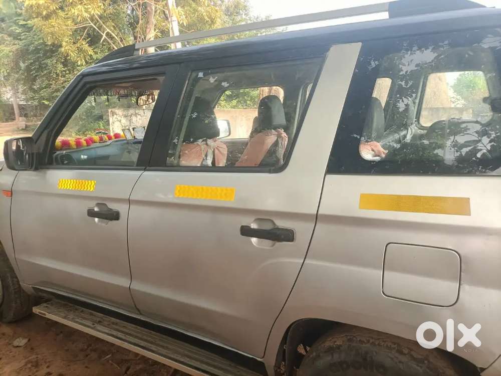 Mahindra Tuv 300 2018