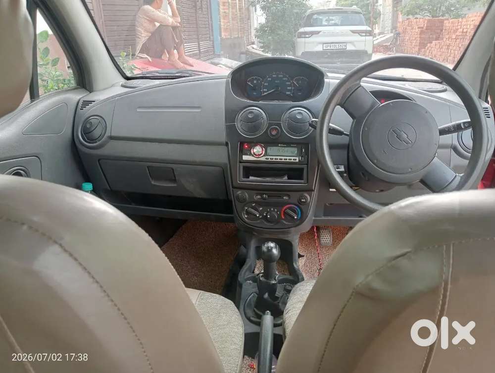2009 Model Petrol Or Cng Cylinder Few Months Old The Car Only Park