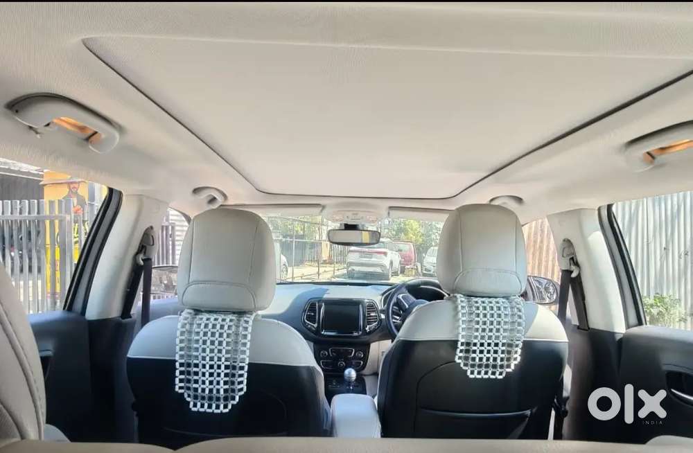 Jeep Compass Top Model Panaromic Sunroof