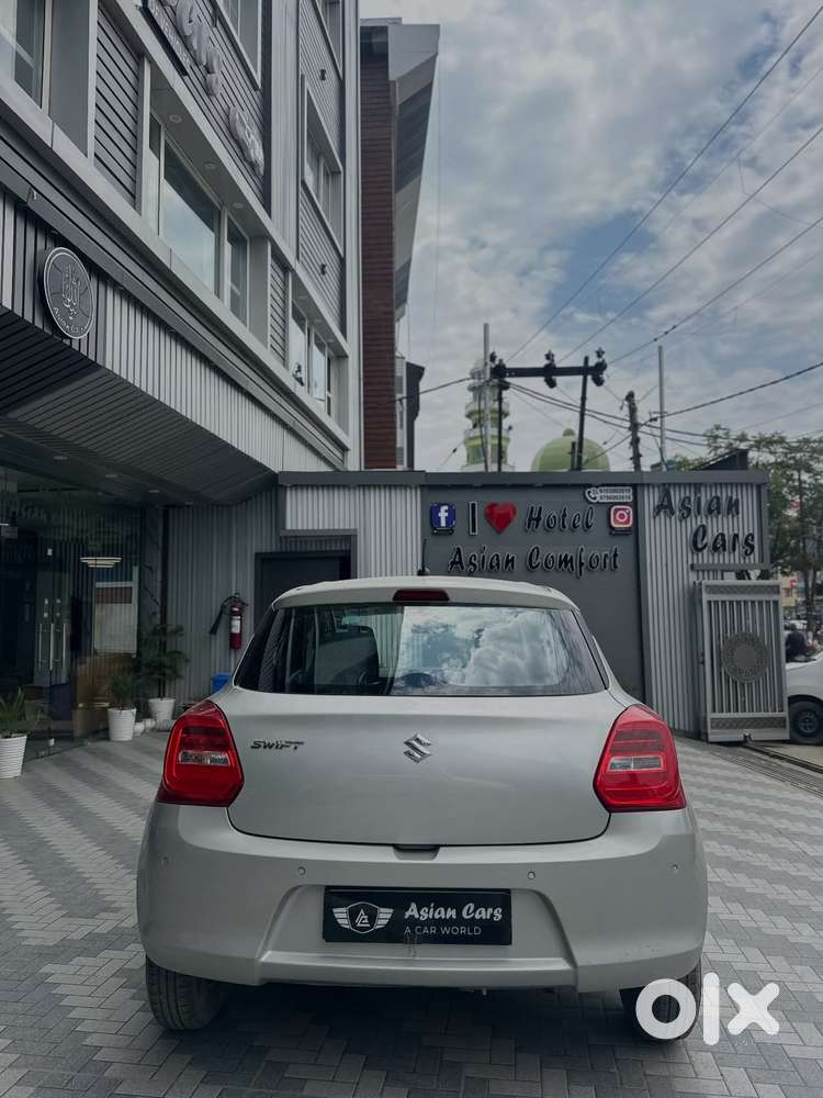 Maruti Suzuki Swift Vxi, 2023, Petrol