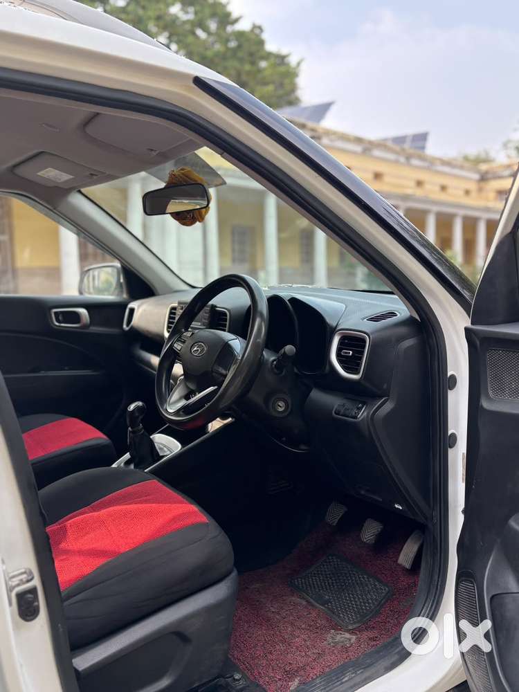 Hyundai Venue S Turbo, 2020, Petrol