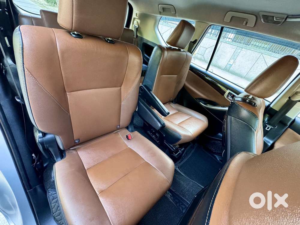 Toyota Innova Crysta 2.8 Zx At 7 Seater, 2018, Diesel