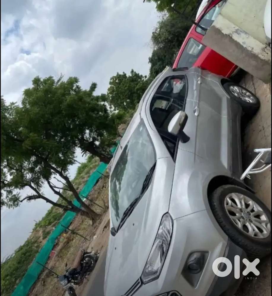 Ford Escort Sport E 2015