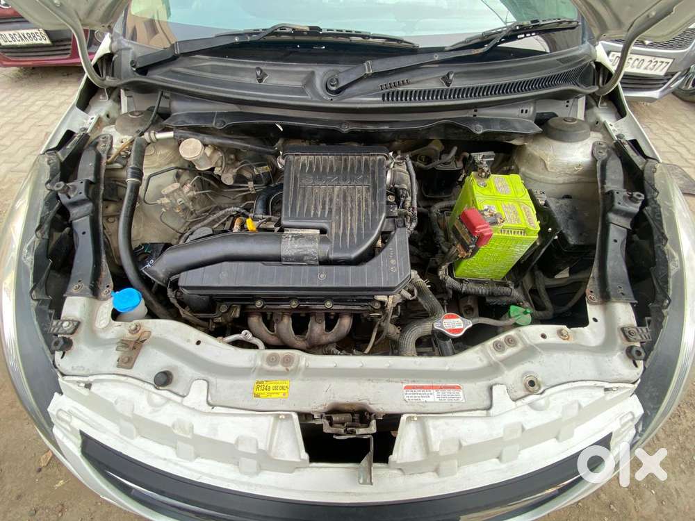 Maruti Suzuki Dzire 1.2 Vxi, 2015, Petrol