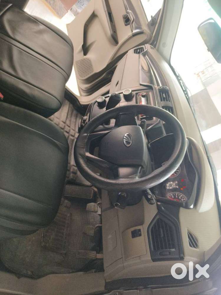 Mahindra Kuv 100 2016-2017 Mfalcon G80 K4 Plus, 2016, Petrol