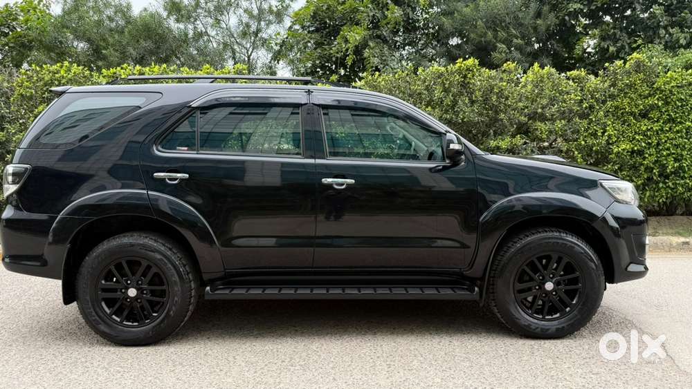 Toyota Fortuner 2015 Diesel Well Maintained