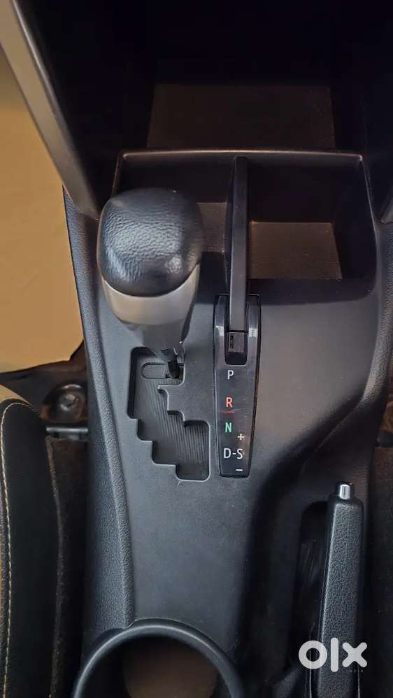 Toyota Innova Crysta 2022 Diesel 37200 Km Driven