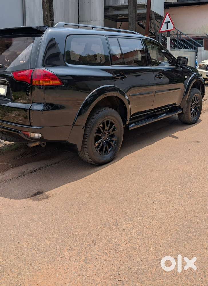 Mitsubishi Pajero Sport 2014