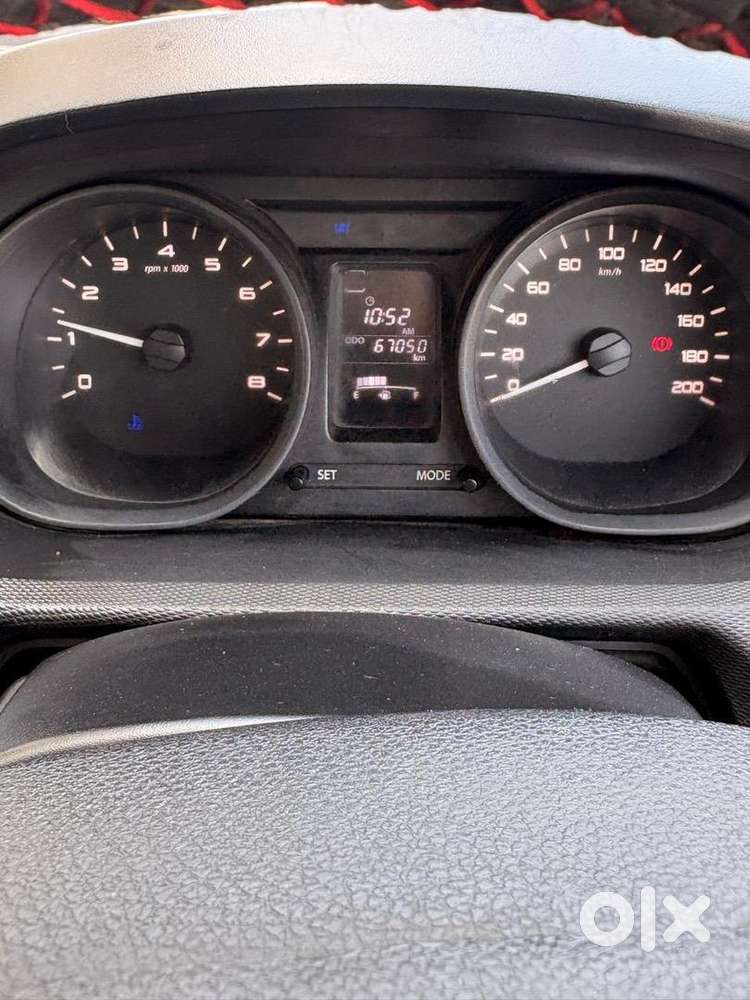 Tata Tiago Petrol Car 2016