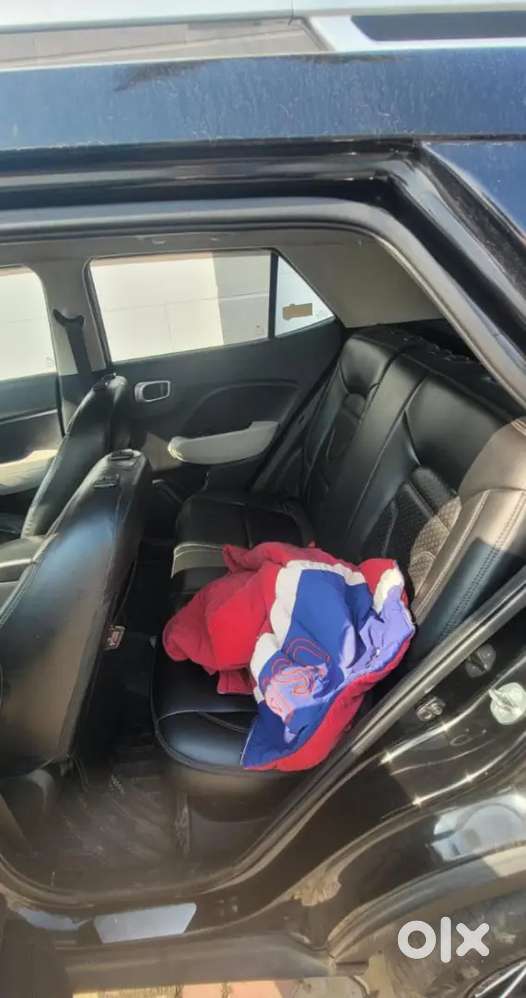 Venue Sx Good Condition Petrol+cng