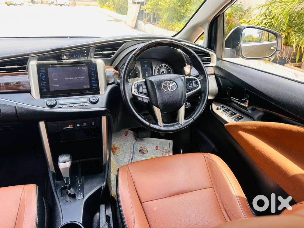 Toyota Innova Crysta 2.8z Automatic, 2017, Diesel