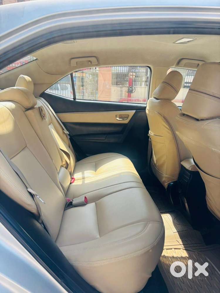 Toyota Corolla Petrol 2015 Dec