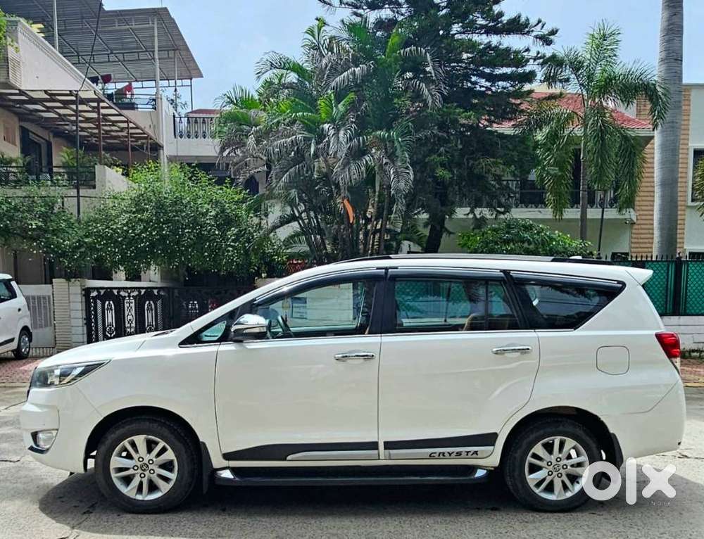 Toyota Innova Crysta 2.4 G Mt, 2017, Diesel